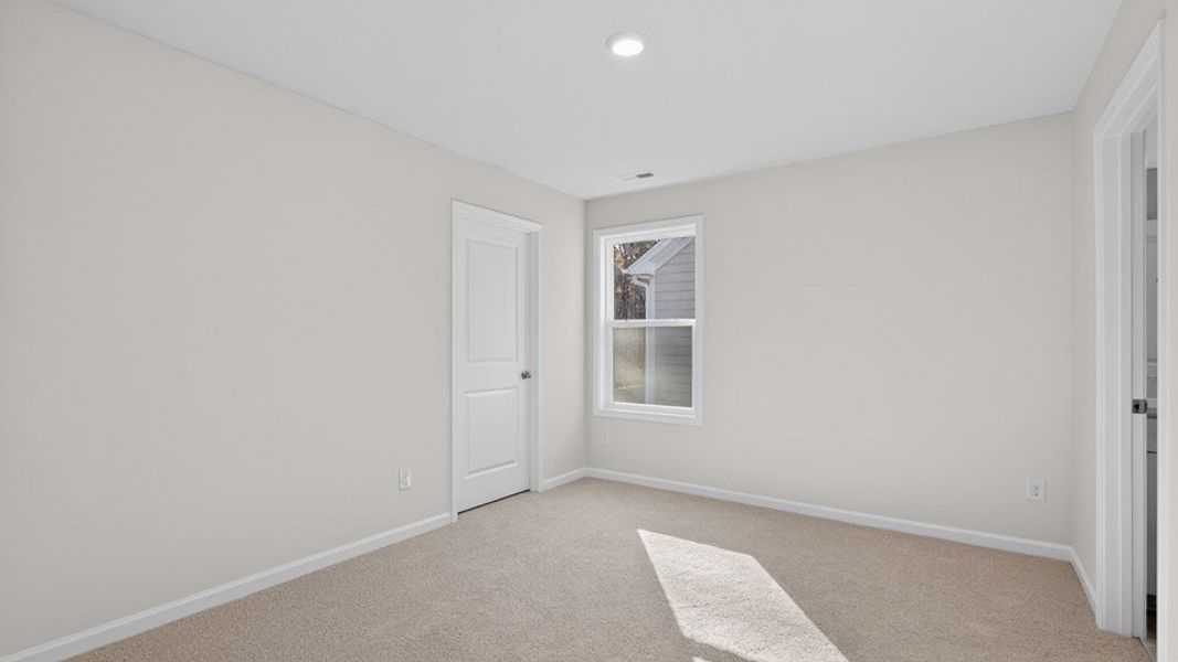 Spacious, unfurnished interior of a new home in The Estates Park, Apex (Image 20). Spacious, unfurnished interior of a new home in The Estates Park, Apex (Image 20).