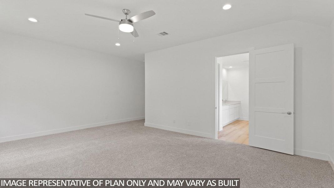 Spacious, unfurnished interior of a new home in Hills of Westlake, Conroe (Image 10).