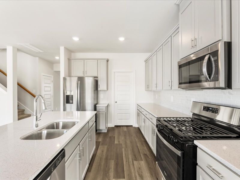 Welcome to the Dakota floorplan at Maxwell Commons.