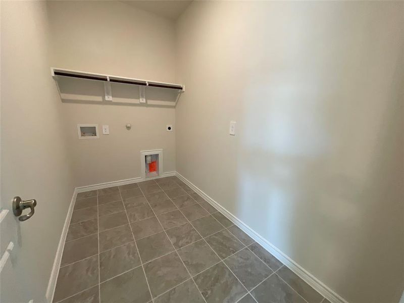 Spacious, unfurnished interior of a new home in Elevon, Lavon (Image 22). Spacious, unfurnished interior of a new home in Elevon, Lavon (Image 22).