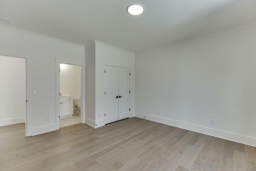 Spacious, unfurnished interior of a new home in , Buford (Image 31).