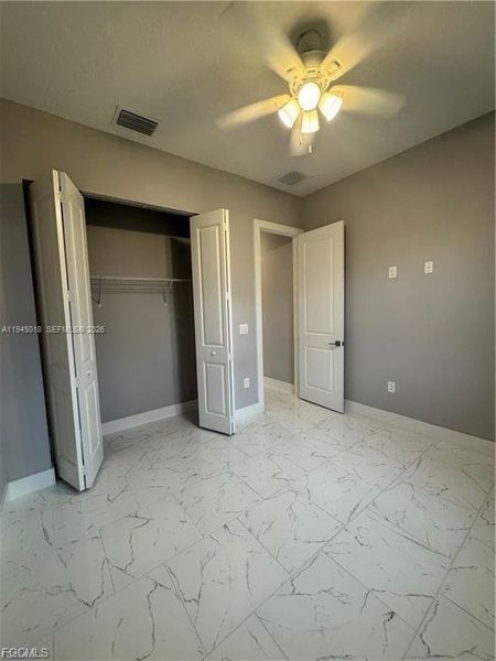 Spacious, unfurnished interior of a new home in , Lehigh Acres (Image 13).