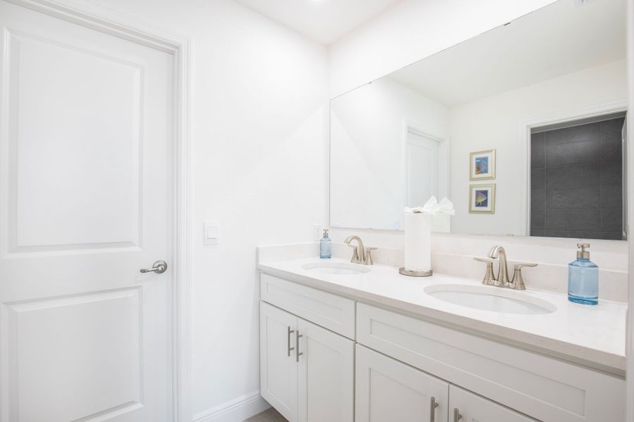 Furnished interior view inside a new home in Orchid Cove, Bokeelia (Image 15).