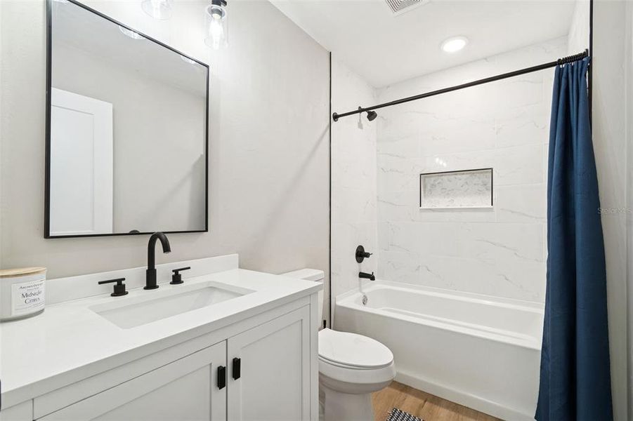 Furnished interior view inside a new home in , Alachua (Image 26). Furnished interior view inside a new home in , Alachua (Image 26).