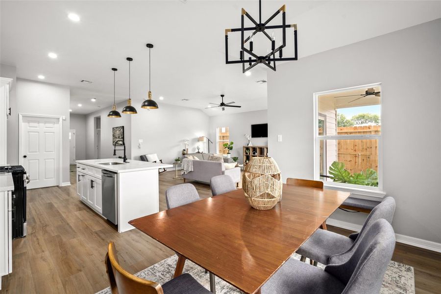 Image 33 of a home in .