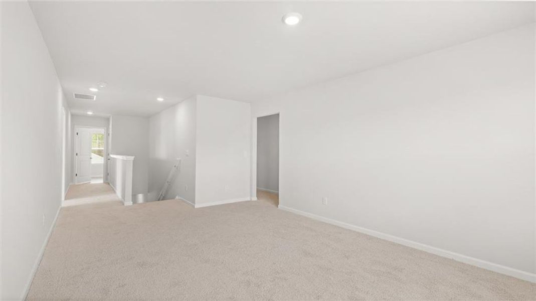 Spacious, unfurnished interior of a new home in Jackson Landing, Jefferson (Image 35).