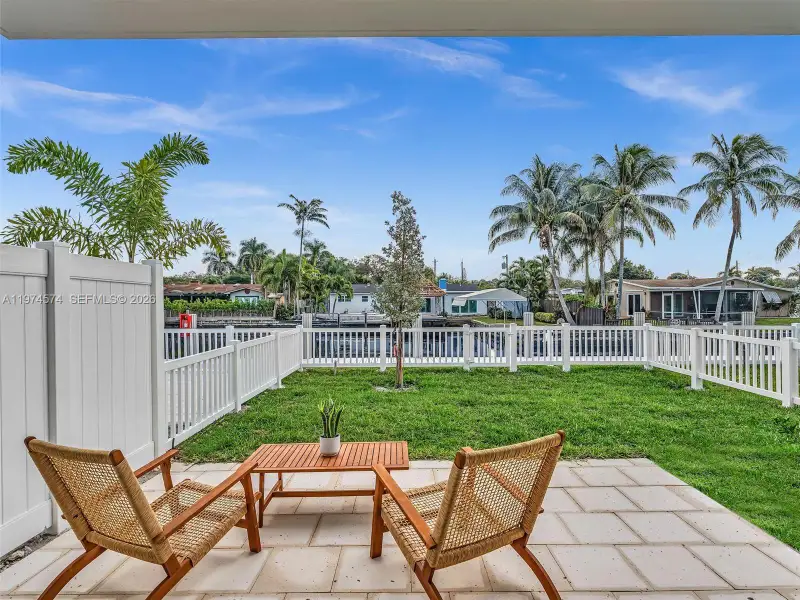 Exterior details and patio area of a home in , Dania Beach (Image 38).