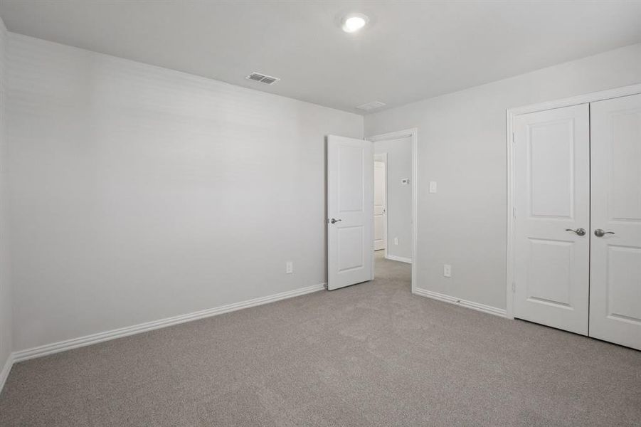 Spacious, unfurnished interior of a new home in Trails of Lavon - Spring Series, Lavon (Image 28).