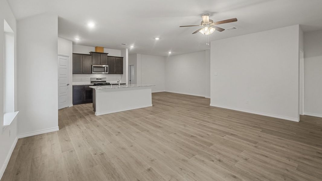 Spacious, unfurnished interior of a new home in Fireside by the Lake, Garland (Image 10).