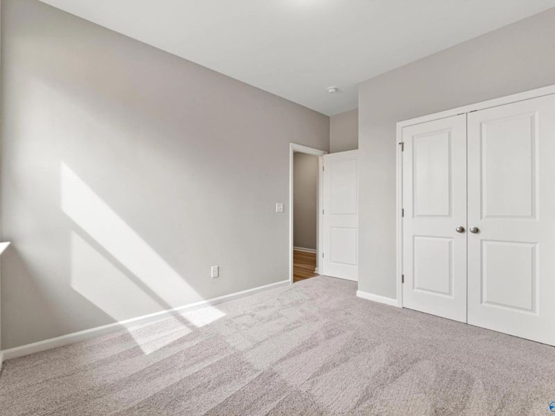 Spacious, unfurnished interior of a new home in Bailey Park, Fayetteville (Image 19).