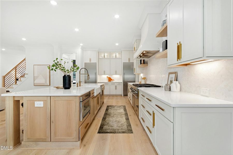 018-487784-IMG_8405 018-487784-IMG_8405