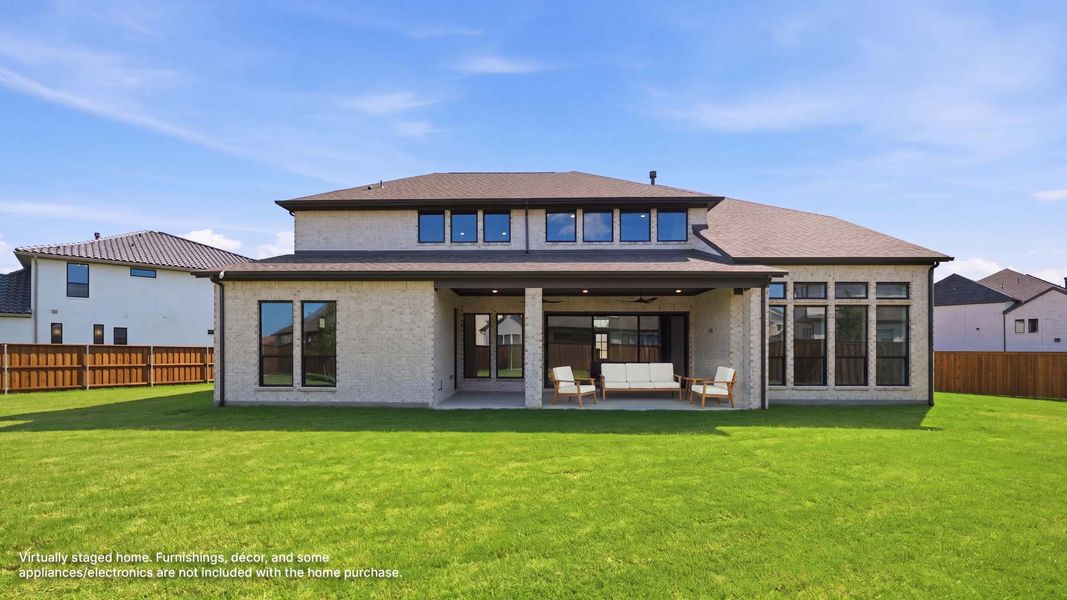 Exterior details and patio area of a home in Star Trail, Prosper (Image 3).