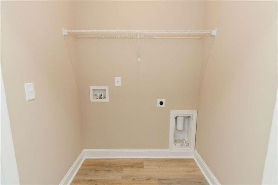 Spacious, unfurnished interior of a new home in , Douglasville (Image 25). Spacious, unfurnished interior of a new home in , Douglasville (Image 25).