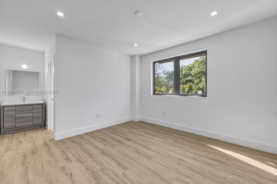 Spacious, unfurnished interior of a new home in , Dania Beach (Image 27). Spacious, unfurnished interior of a new home in , Dania Beach (Image 27).