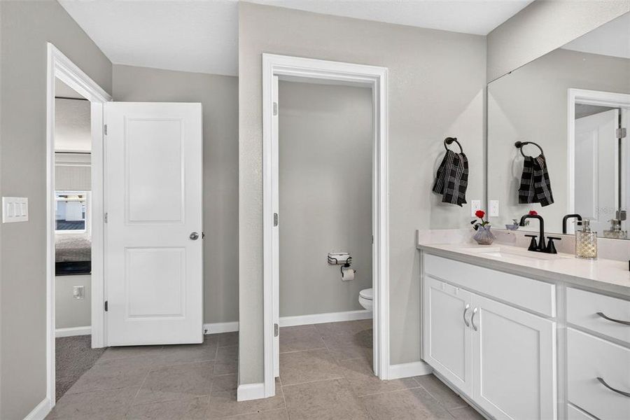 Furnished interior view inside a new home in , Lutz (Image 46).
