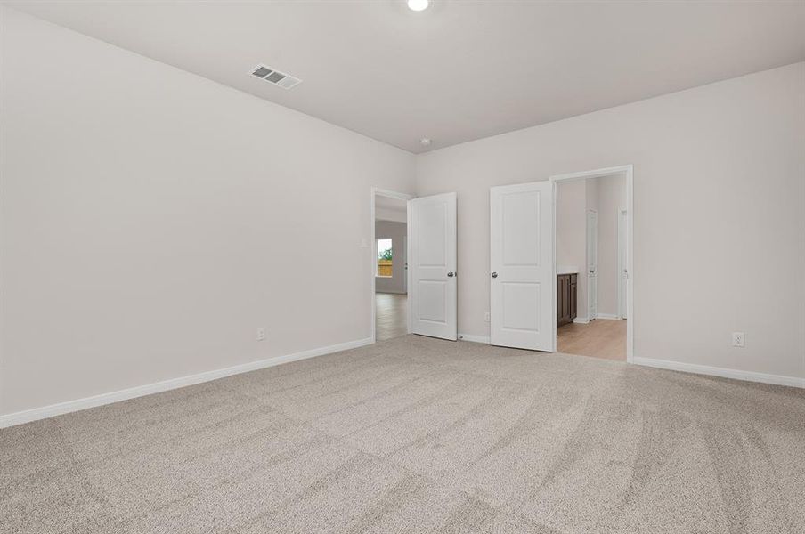 Spacious, unfurnished interior of a new home in Creekside Estates, Terrell (Image 5). Spacious, unfurnished interior of a new home in Creekside Estates, Terrell (Image 5).