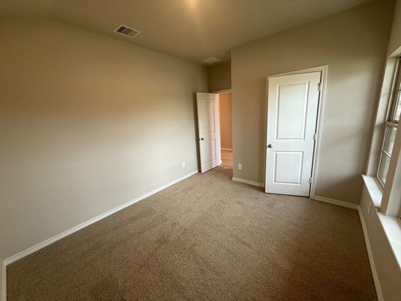 Spacious, unfurnished interior of a new home in Southern Pointe, College Station (Image 13). Spacious, unfurnished interior of a new home in Southern Pointe, College Station (Image 13).
