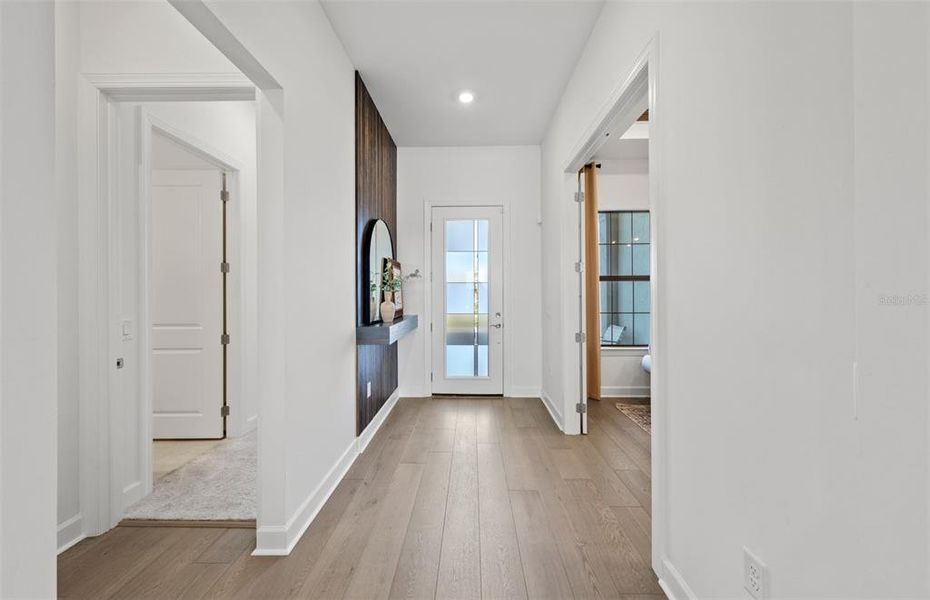 Spacious, unfurnished interior of a new home in Del Webb Catalina, Lakewood Ranch (Image 19).