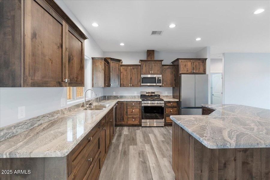 09-Kitchen 09-Kitchen