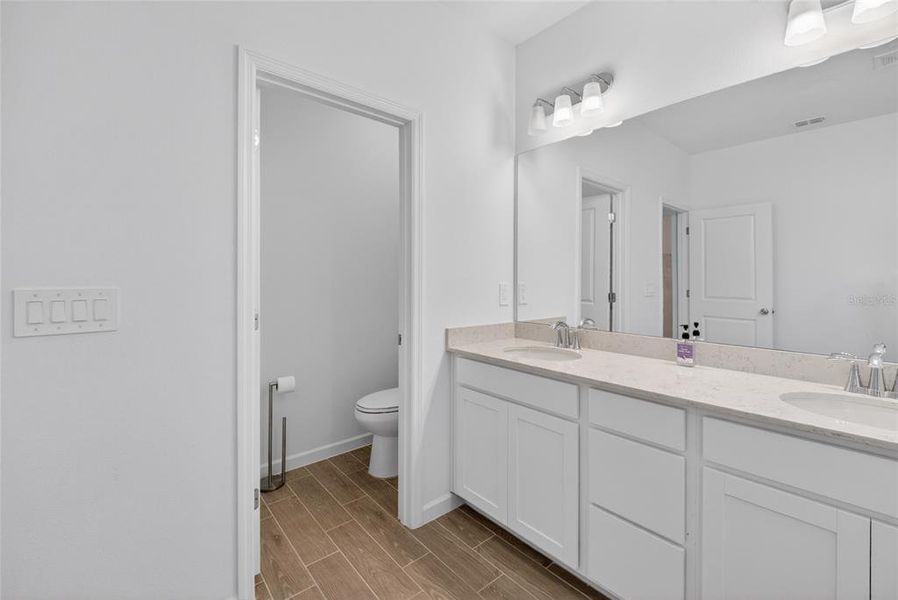 Furnished interior view inside a new home in , Dunnellon (Image 5).