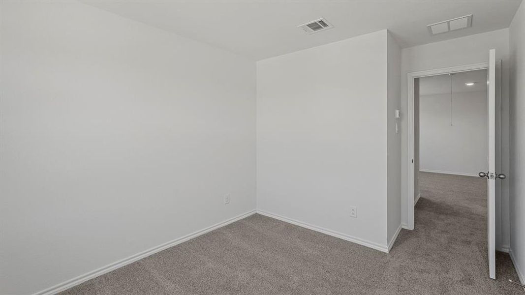 Spacious, unfurnished interior of a new home in Bluff Springs, Ferris (Image 16). Spacious, unfurnished interior of a new home in Bluff Springs, Ferris (Image 16).