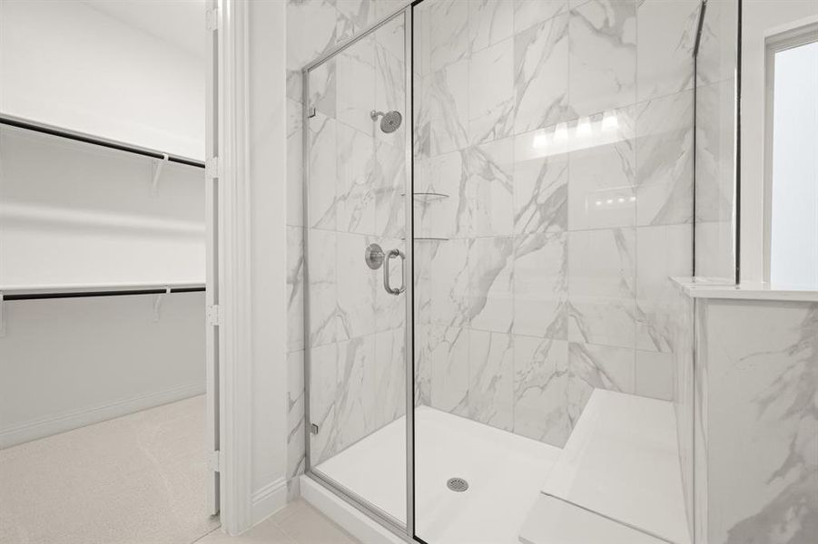 1540 Euclid- Primary Suite-6