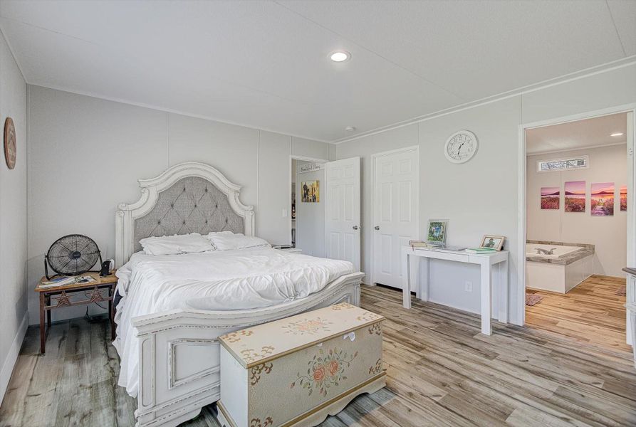 Furnished interior view inside a new home in , Cleveland (Image 7).