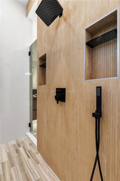 Close-up of interior finishes inside a home in , Cape Coral (Image 19).