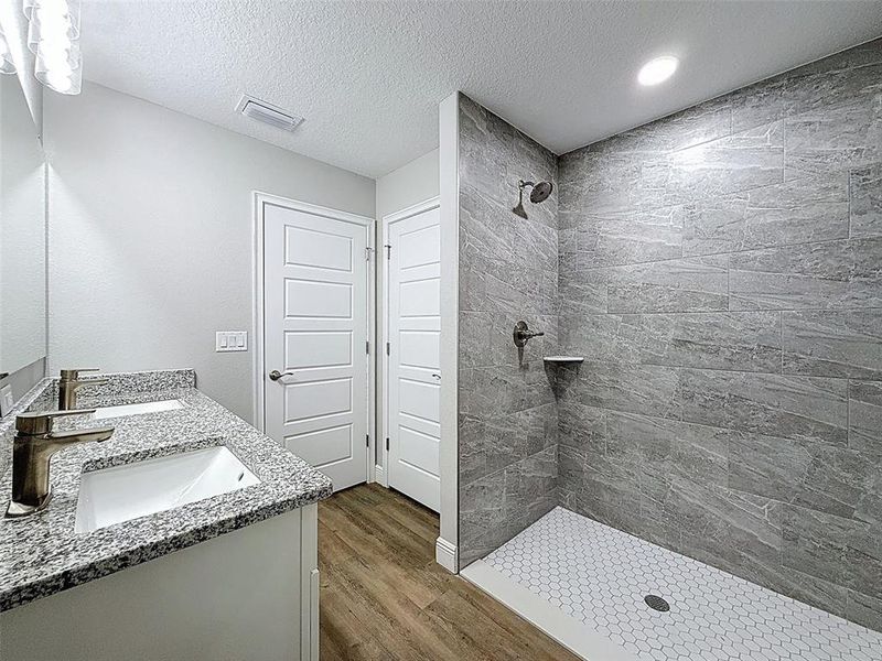 Furnished interior view inside a new home in , Dunnellon (Image 5).