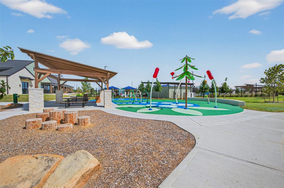 Community amenities in Cypress Green, Hockley (Image 31).