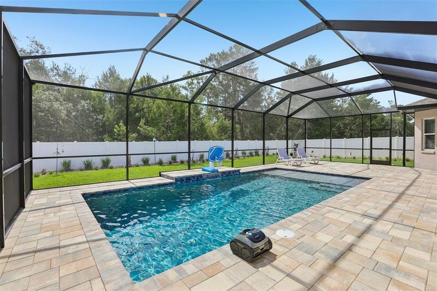 Exterior details and patio area of a home in Whiting Estates, Spring Hill (Image 23).