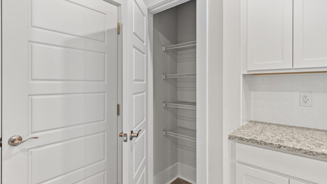 Image 30 of a home in Rolling Hills.