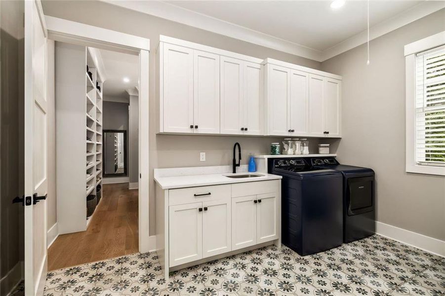 Furnished interior view inside a new home in , Gainesville (Image 12).