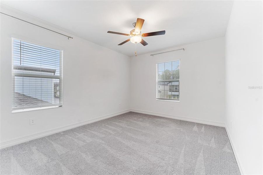 Spacious, unfurnished interior of a new home in , Lutz (Image 31).