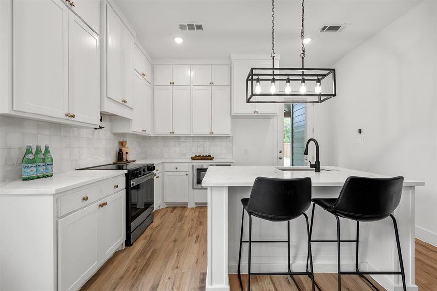 Furnished interior view inside a new home in , Hillsboro (Image 8).
