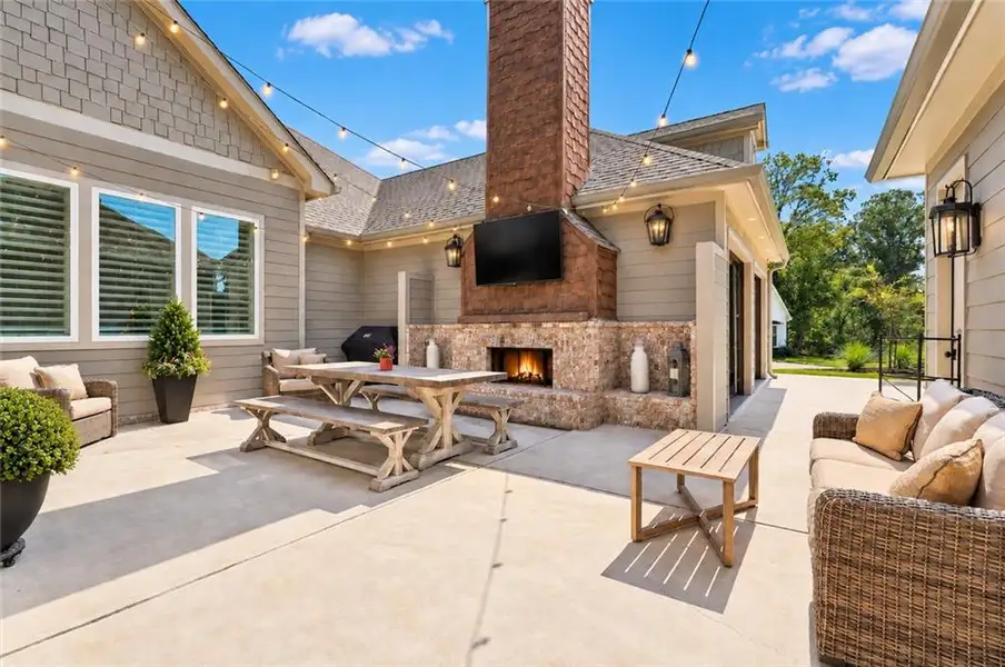 Exterior details and patio area of a home in , Newnan (Image 3).
