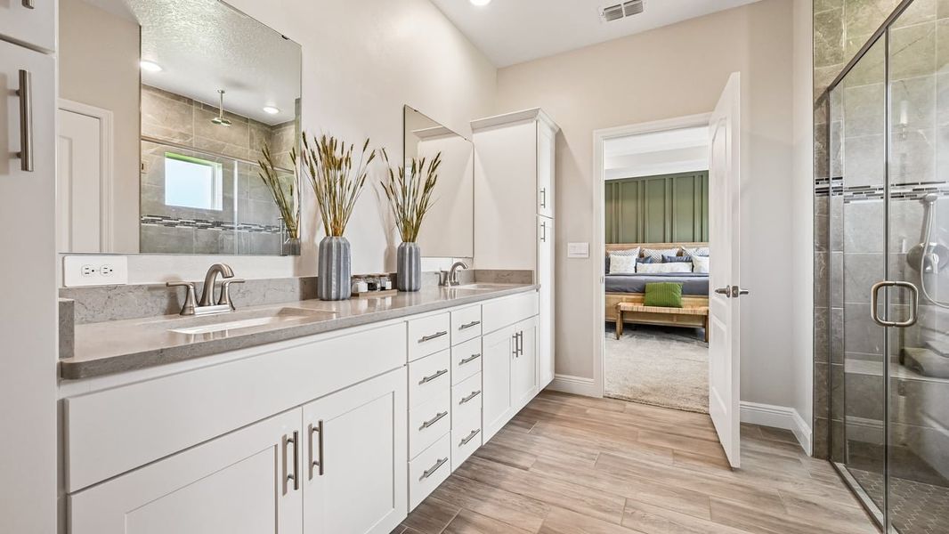 Furnished interior view inside a new home in Vero Lake Estates, Vero Beach (Image 14).