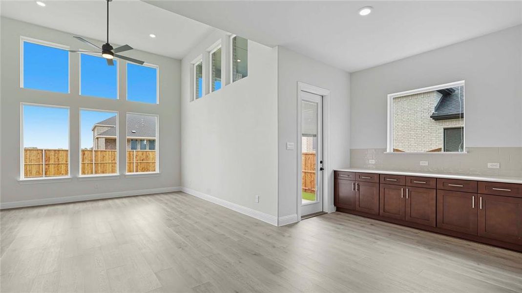 Spacious, unfurnished interior of a new home in Clearview Ranch, Royse City (Image 20).