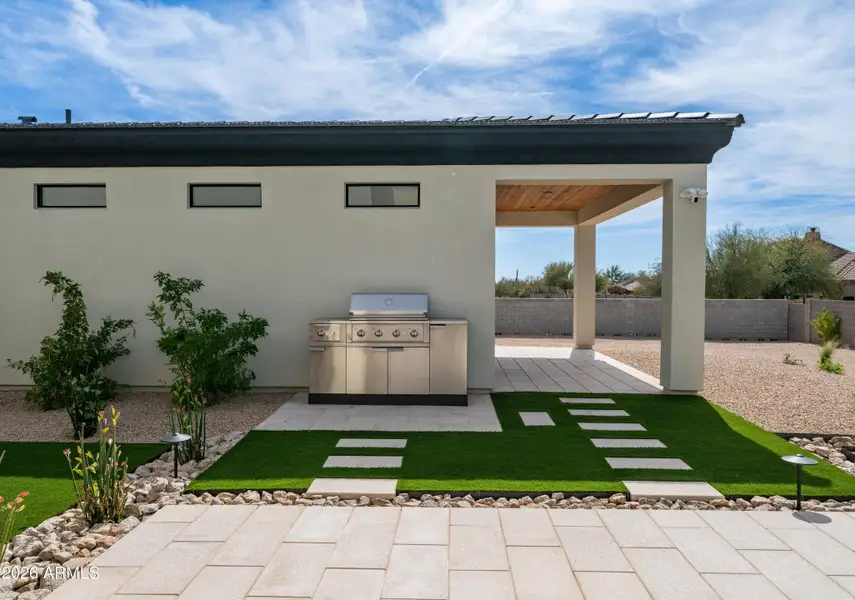 31388 Daylight Exterior Photos-13 31388 Daylight Exterior Photos-13