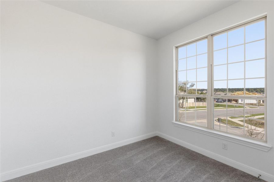 Spacious, unfurnished interior of a new home in Retreat at San Gabriel, Georgetown (Image 31).