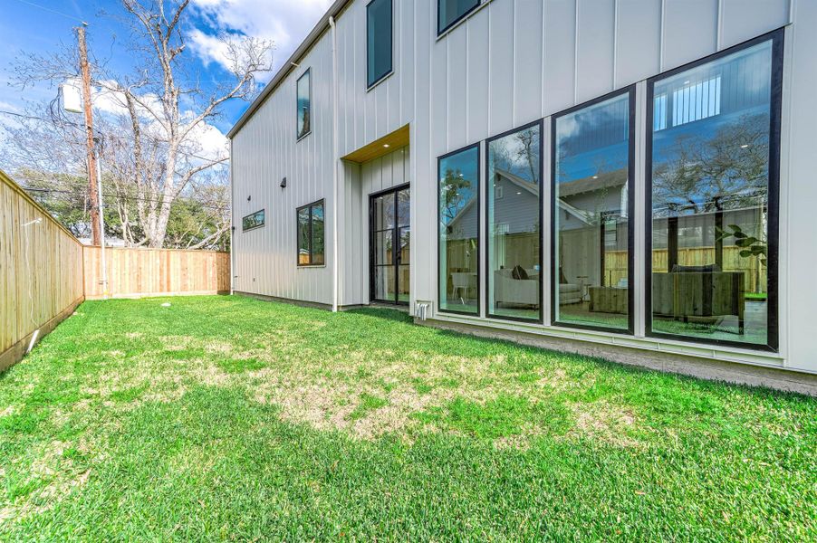 Exterior details and patio area of a home in , Houston (Image 30).