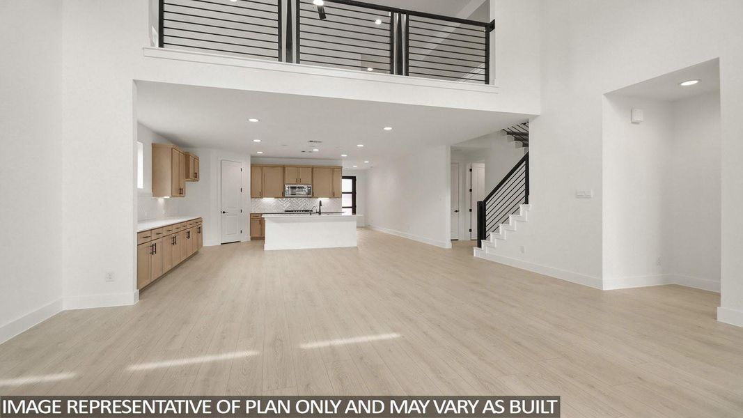 Spacious, unfurnished interior of a new home in Silverthorne, Conroe (Image 10). Spacious, unfurnished interior of a new home in Silverthorne, Conroe (Image 10).
