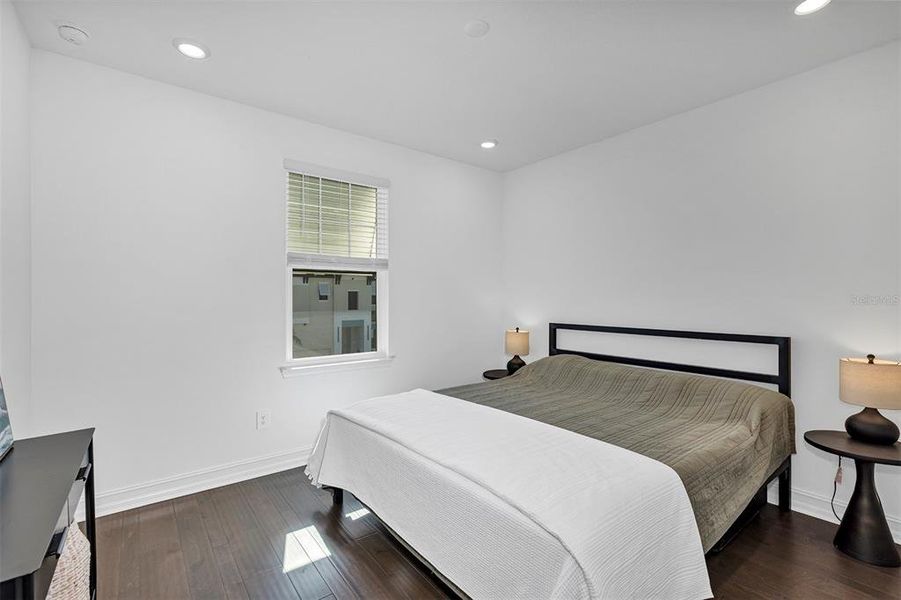 Furnished interior view inside a new home in SouthShore Yacht Club: Somerset Preserve, Ruskin (Image 10). Furnished interior view inside a new home in SouthShore Yacht Club: Somerset Preserve, Ruskin (Image 10).