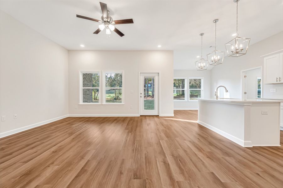 Spacious, unfurnished interior of a new home in Southern Charm, Crestview (Image 16).