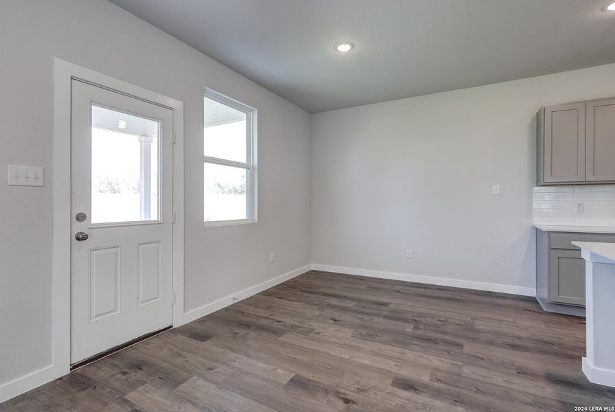 Spacious, unfurnished interior of a new home in Mesa Vista, San Antonio (Image 16). Spacious, unfurnished interior of a new home in Mesa Vista, San Antonio (Image 16).