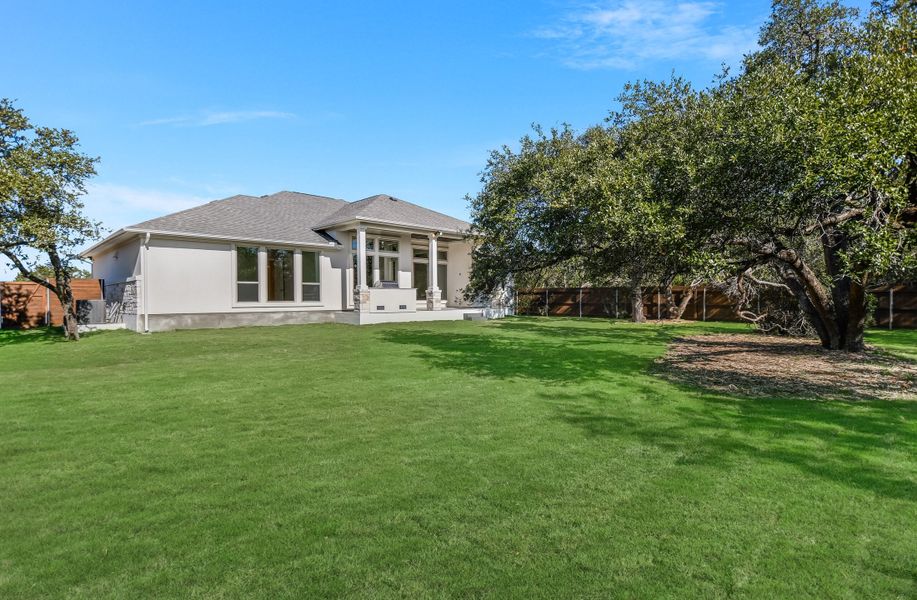 Representative exterior details of a home built from the Sapphire by Giddens Homes in Riverstone, Georgetown (Image 35).