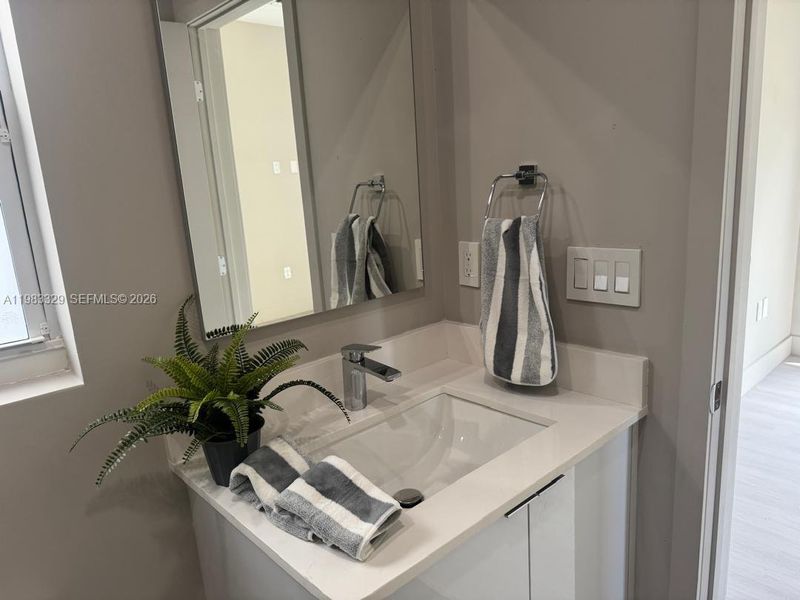 Close-up of interior finishes inside a home in , Fort Lauderdale (Image 18).