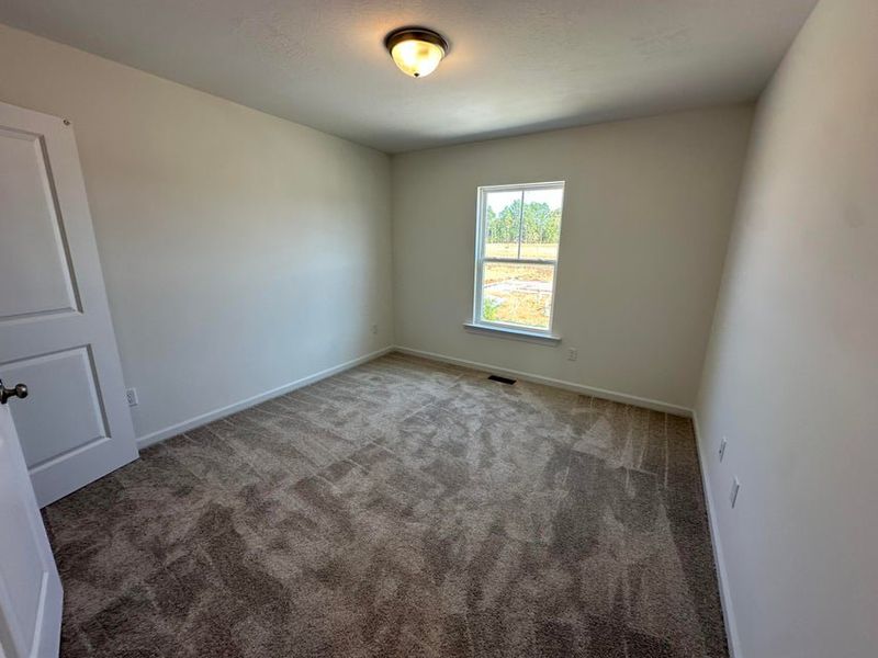 Spacious, unfurnished interior of a new home in Windsor, North Augusta (Image 15).