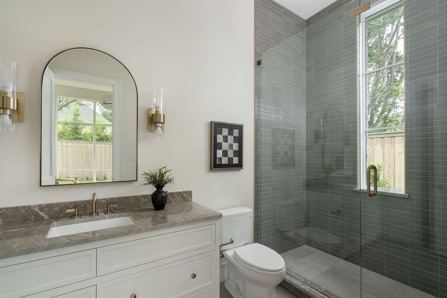 Furnished interior view inside a new home in , Dallas (Image 15).