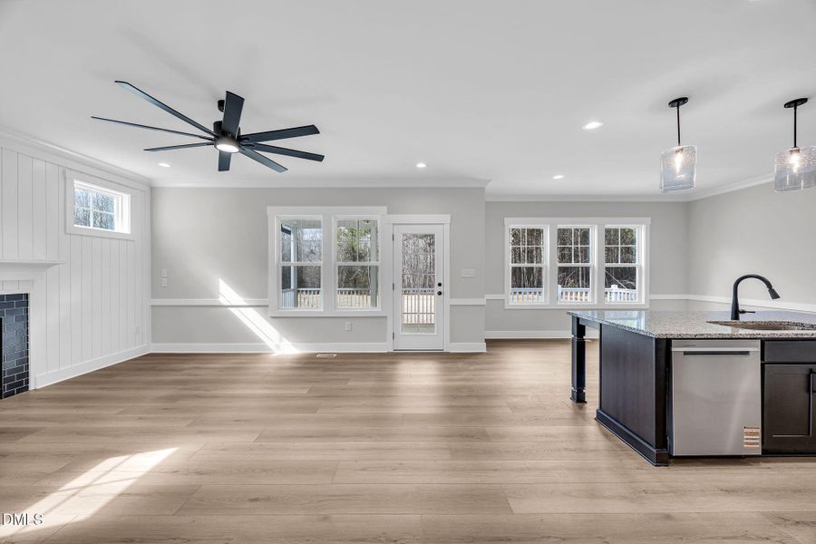 16-web-or-mls-9L1A6433